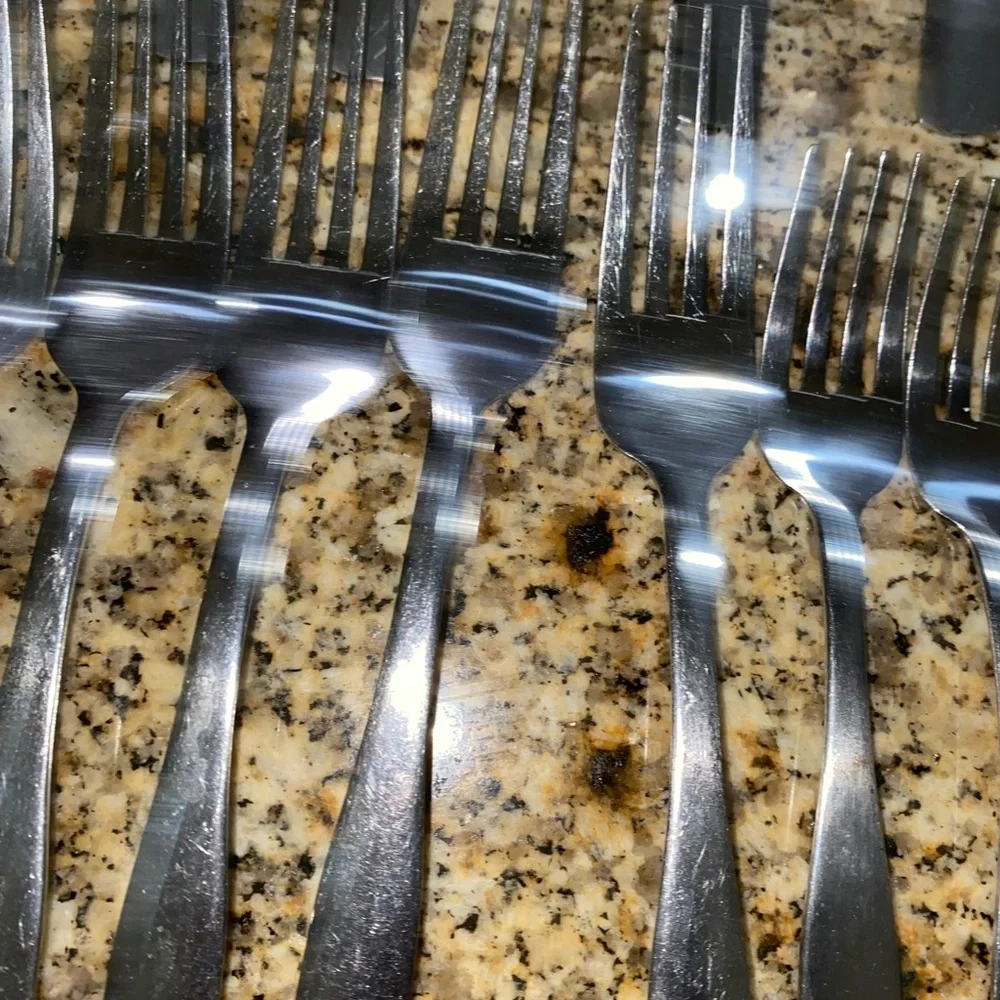 Cambridge/Stainless China 29 Piece Flatware Set 5 Knives 12 Spoons 12 Forks